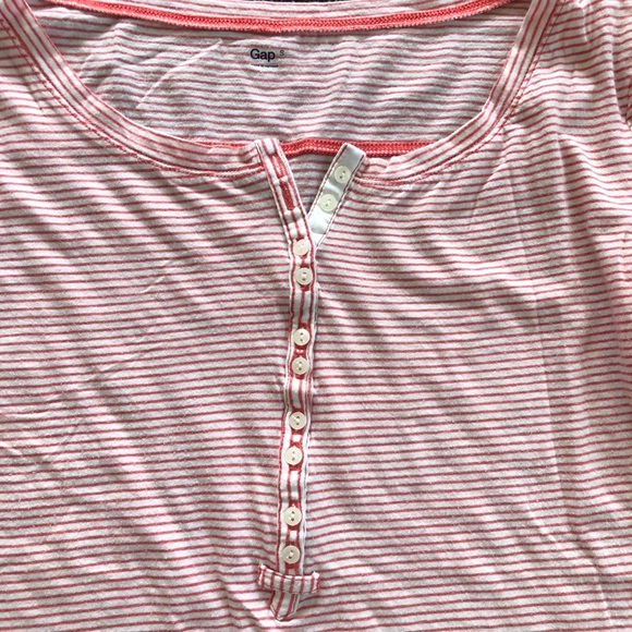 GAP Women’s 3/4 Sleeve Casual Blouse Striped Shirt - Picture 5 of 16